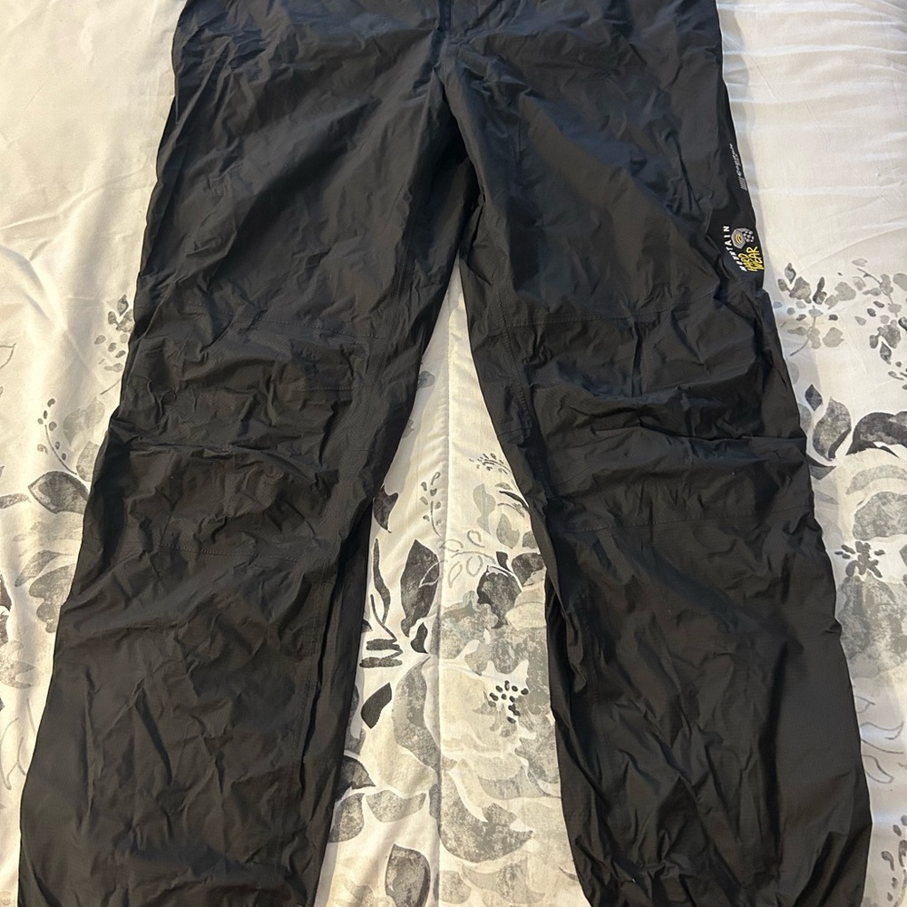 Mountain Hardwear Black weatherproof pants